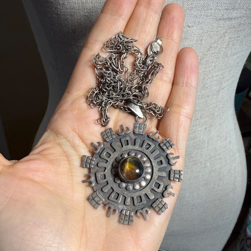 Vintage Los Ballesteros Mexican Sterling Silver and Tiger's Eye Pendant Necklace